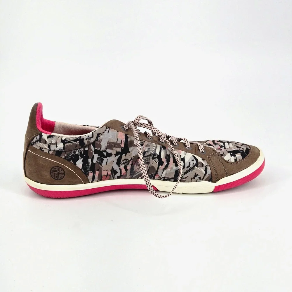 PLAE Prospect Abstract Camo Pink Grey Suede Comfort Sneakers Women's Size 8.5